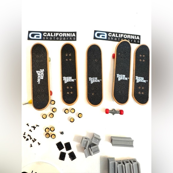 Tech Deck Finger Boards, Parts,  Stickers - Zoo York Skateboard Toy - Picture 10 of 10